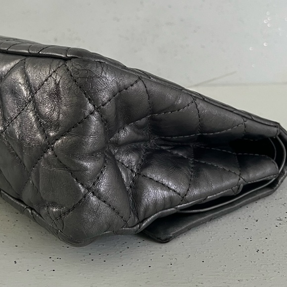 Authentic Chanel Classic Reissue Aged Calfskin Flap Bag - Silver - Picture 5 of 16